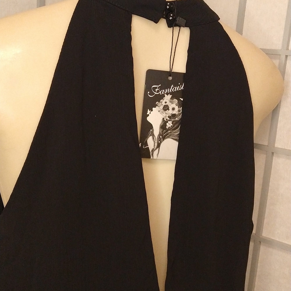 **Black sleek dress** - Picture 5 of 7